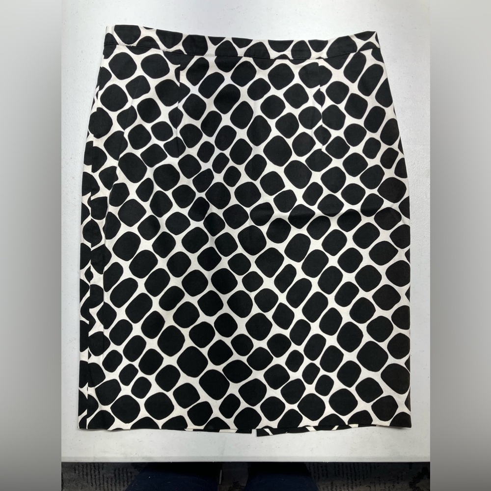 Michael Michael Kors Women’s Pencil Skirt, Size 8, Black/White, Polka Dots